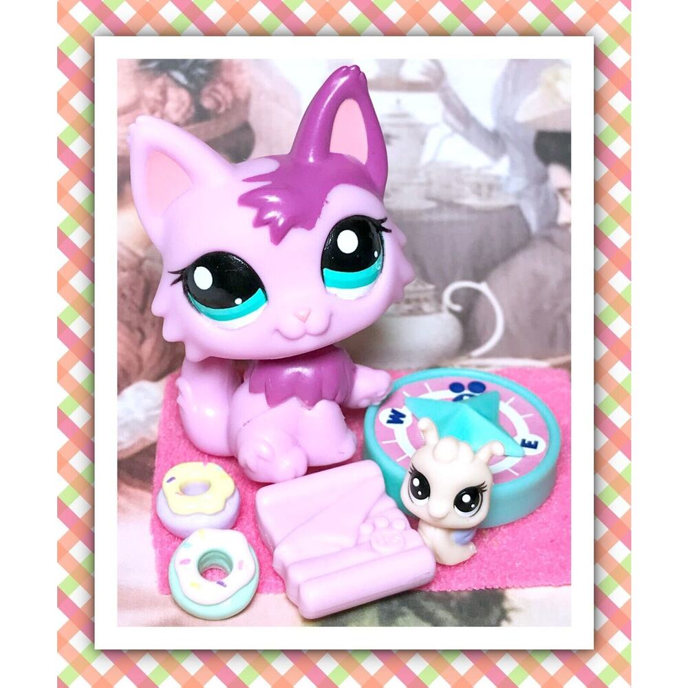 Authentic Littlest Pet Shop LPS #2465 Easter Wolf Persian Cat Magenta Pink